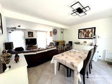 🏡  À VENDRE – MAISON FAMILIALE RÉNOVÉE DE 183 M² – 4/5 CHAMBRES – PRESTATIONS HAUT DE GAMME – TERRAIN 1676 M²