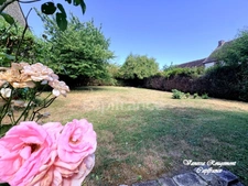 Maison familiale de 140 m² avec jardin arboré et dépendance – Poilly-sur-Tholon