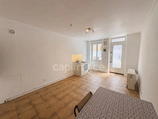 NOUVEAUTÉ – Maison de village avec cave voûtée à Brienon-sur-Armançon (89)