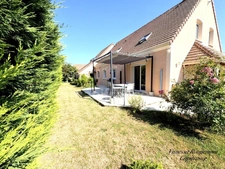 🏡  À VENDRE – MAISON FAMILIALE RÉNOVÉE DE 183 M² – 4/5 CHAMBRES – PRESTATIONS HAUT DE GAMME – TERRAIN 1676 M²