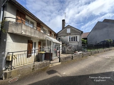 Maison de village à vendre 6 pièces 3 chambres avec dépendance COURGIS (89)