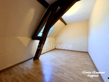 Maison familiale de 140 m² avec jardin arboré et dépendance – Poilly-sur-Tholon