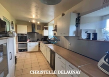 🏡 Maison au charme de la pierre et du bois – 110 m² La Pallu