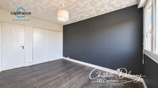 À VENDRE – BEL APPARTEMENT DE 65 M² AVEC BALCON, PARKING ET CAVE À LAVAL