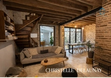 ? Maison de charme – 100 m² – Hyper centre de Laval – Cour & terrasse