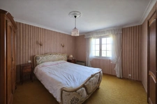 🏡 Maison des années 70 – 99,50 m² – Fort potentiel – Proche centre-ville de Changé