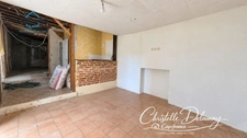 Maison de bourg lumineuse de 84 m² – Beau potentiel en plein centre de Villaines-la-Juhel