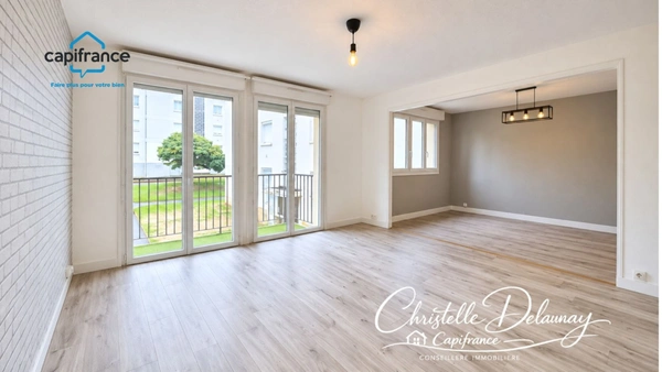 À VENDRE – BEL APPARTEMENT DE 65 M² AVEC BALCON, PARKING ET CAVE À LAVAL