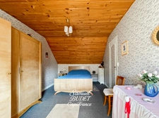 Maison en pierre 128 m² avec jardin et 2 garages à PRÉ-EN-PAIL