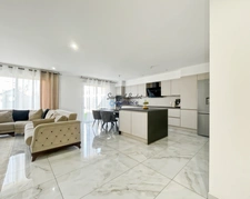 Proche d'Alençon : maison contemporaine de plain-pied. Confort et modernité au rendez-vous.