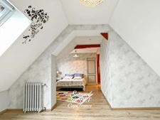 Maison rénovée à Fyé – 240 m², 5 chambres, DPE C, terrain clos et cuisine d’été