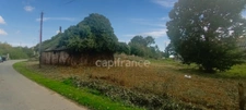 Terrain constructible avec grange