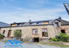 Grande maison en pierres