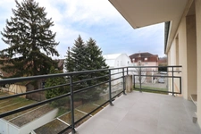 Where Design Meets Comfort – Elegant Studio in Prime Location