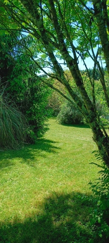 A vendre LIMEYRAT (24), maison de 172 m2 sur un terrain de 2300 m2.