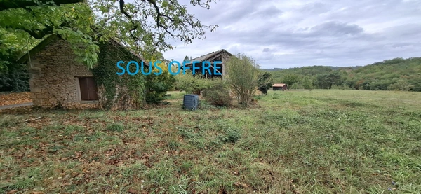 SOUS OFFRE Maison 3 p. de 38 m2 à rénover sur terrain consttructible 1000 m2. VALOJOULX (24290)