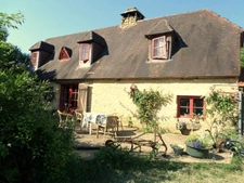  LA CHAPELLE AUBAREIL (24), Maison de 8 pièces, 200 m2 habitable