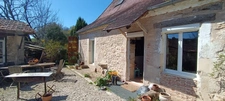 A vendre LIMEYRAT (24), maison de 172 m2 sur un terrain de 2300 m2.
