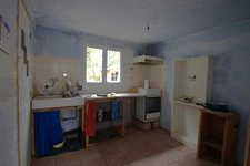 For sale: 220 m2 premises/warehouse plus a 90 m2 house in Terrasson-la-Villedieu (24)