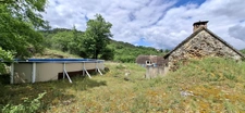 LES FARGES (24) : Maison 80 m2, terrain  de 12 339 m2
