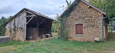 A vendre Maison 3 p. de 38 m2 à rénover sur terrain consttructible 1000 m2. VALOJOULX (24290)