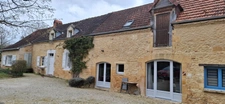 SAINT GENIES (24), vente propriété 277 m2 sur 4 ha, gîtes en activité.