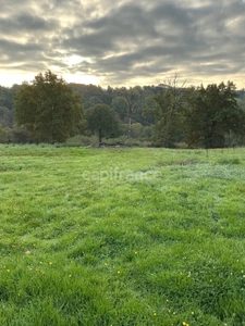 TERRAIN À VENDRE – SECTEUR RÉSIDENTIEL CALME 