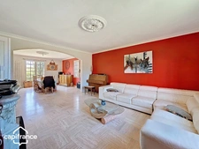 Argentonnay (79150) - Maison familiale 151 m² – 5 chambres dont 2 de plain-pied – sous-sol, jardin 1 350 m²