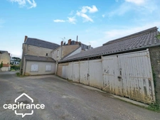 Thouars centre – Bien à rénover 210 m² avec 3 garages – Fort potentiel locatif/activité tertiaire et libérale