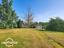 Thouars – Maison sur sous-sol, 4 chambres et grand terrain de 3 482 m² proche centre-ville