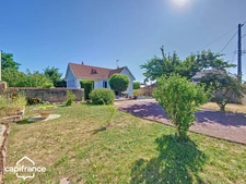 Maison 117 m² (DPE B) – 3 chambres – sous-sol, jardin 802 m², garage – Thouars centre à pied (79100)