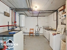 Thouars – Maison sur sous-sol, 4 chambres et grand terrain de 3 482 m² proche centre-ville