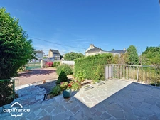 Maison 117 m² (DPE B) – 3 chambres – sous-sol, jardin 802 m², garage – Thouars centre à pied (79100)