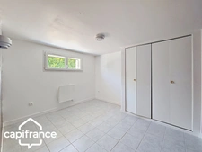 Maison sur sous-sol 121 m² – 5 chambres – terrain clos 1 305 m² – Saint-Jacques-de-Thouars, proximité immédiate de Thouars