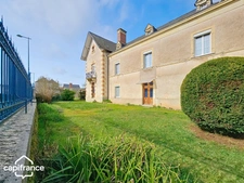 Propriété comprenant 2 logements, dépendances et vaste terrain de 6895m² – Idéal famille, projet locatif ou activité