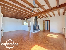 Maison sur sous-sol 121 m² – 5 chambres – terrain clos 1 305 m² – Saint-Jacques-de-Thouars, proximité immédiate de Thouars
