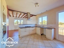 Maison sur sous-sol 121 m² – 5 chambres – terrain clos 1 305 m² – Saint-Jacques-de-Thouars, proximité immédiate de Thouars