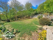 House – 91 m² (980 sq ft) – 3 Bedrooms – Garage and Outbuildings – 2,989 m² (0.74-acre) Plot – Thouars