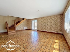 Local d’activité 260 m² + logement 132 m² – parking privé – terrain 1 690 m² – forte visibilité – Thouars (79100)