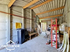 Thouars (79) – 69 m² Townhouse with 2 Bedrooms, Garage and Garden – Shops Within Walking Distance