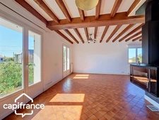 Family Home with Basement – 121 m² (1,302 sq ft) – 5 Bedrooms – Enclosed 1,305 m² (14,047 sq ft) Garden – Saint-Jacques-de-Thouars, Close to Thouars