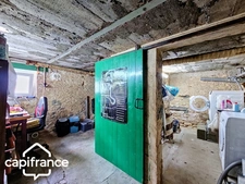 Maison familiale 210 m² – 5 chambres + bureau – jardin clos – sous-sol – proche centre-ville de Thouars