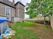 Maison familiale 210 m² – 5 chambres + bureau – jardin clos – sous-sol – proche centre-ville de Thouars
