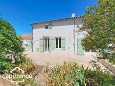 Maison familiale 131 m² – 4 chambres + bureau – vie de plain-pied – jardin 620 m² – La Chapelle-Gaudin (Argentonnay 79150)