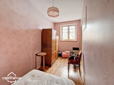 Maison avec potentiel de division parcellaire sur près de 3000 m², THOUARS (79)