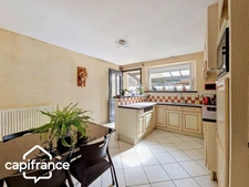 House – 91 m² (980 sq ft) – 3 Bedrooms – Garage and Outbuildings – 2,989 m² (0.74-acre) Plot – Thouars