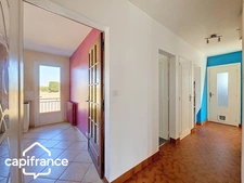 Maison sur sous-sol 121 m² – 5 chambres – terrain clos 1 305 m² – Saint-Jacques-de-Thouars, proximité immédiate de Thouars