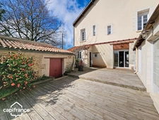 Maison 243 m² - Excellent état – 6 chambres – jardin, terrasse, garage – Thouars centre (79100)