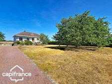 Maison sur sous-sol 121 m² – 5 chambres – terrain clos 1 305 m² – Saint-Jacques-de-Thouars, proximité immédiate de Thouars