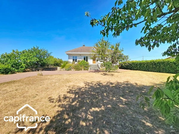 Maison sur sous-sol 121 m² – 5 chambres – terrain clos 1 305 m² – Saint-Jacques-de-Thouars, proximité immédiate de Thouars